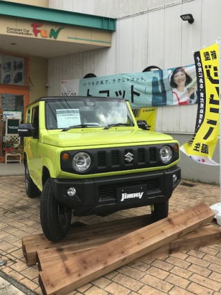 スズキ・新型ジムニー展示中